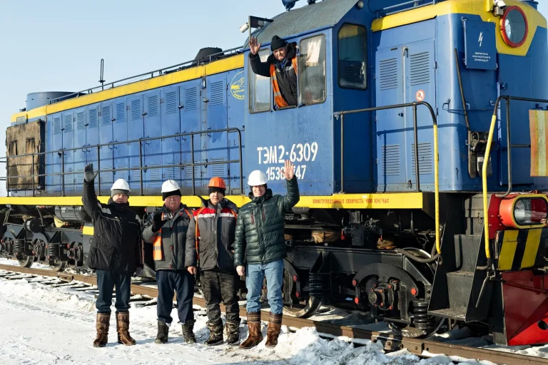 На разрезе «Ерковецкий» введён в эксплуатацию современный пневмокаркасный ангар для технического обслуживания тепловозов